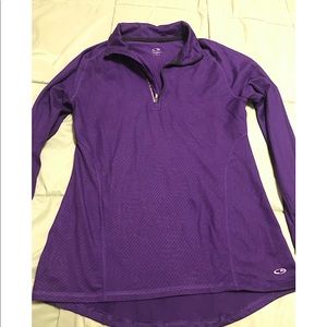 Champion Pullover athletic shirt